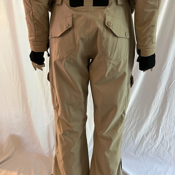 Like new 3-piece snowboard outfit. Highly technical, high quality, Size S. DEAL! - Picture 5 of 16